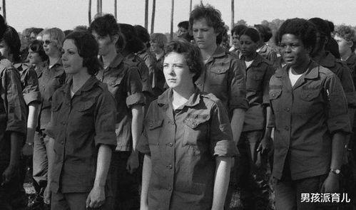 美国女兵爆料视频大全,战地生活与内心挣扎  第3张