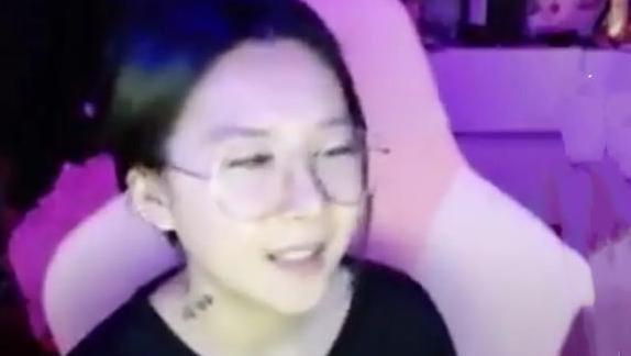 直播间爆料娱乐圈,揭秘明星幕后故事 第1张 直播间爆料娱乐圈,揭秘明星幕后故事 第1张